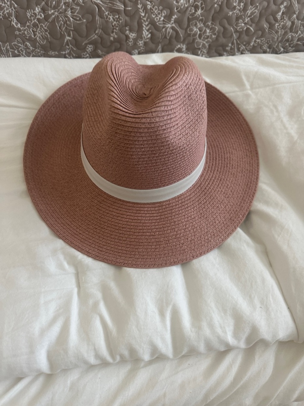 Nordstrom Dusty Rose Straw Fedora with Cream Band